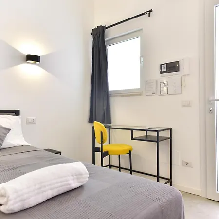 Fanfullart ゲストハウス 3*