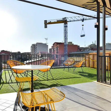 Fanfullart ゲストハウス 3*