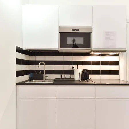 ゲストハウス Fanfullart 3*